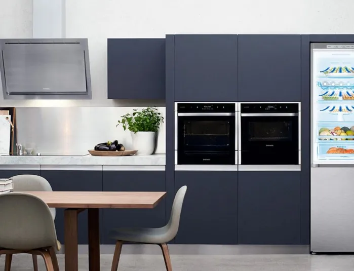 Allineamento perfetto con il frigo Kitchen Fit