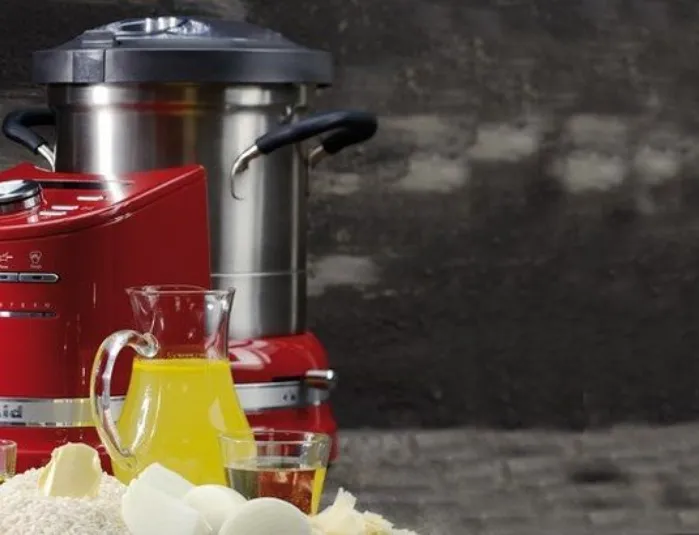 Robot da cucina Kitchenaid con cottura