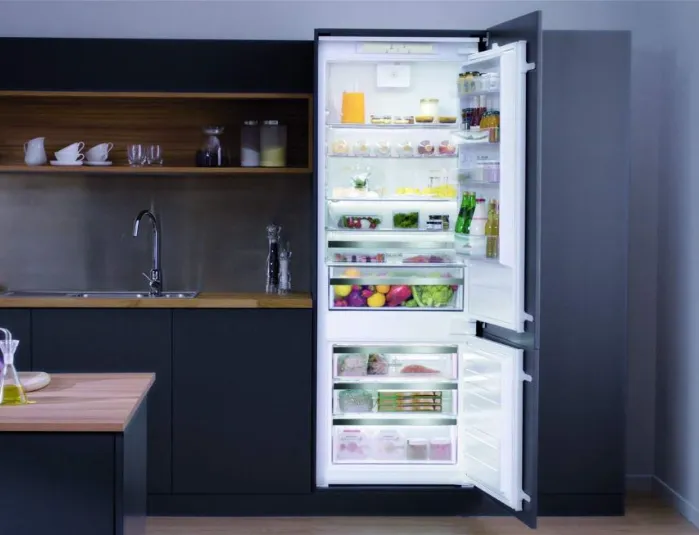  Il frigorifero combinato Space 400 Hotpoint