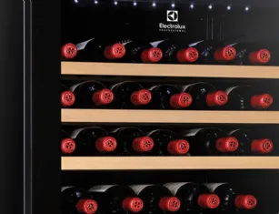 Cantinetta Vintec Line di Electrolux